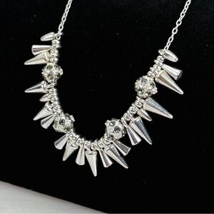 Beautiful Silvertone small spike, bling necklace